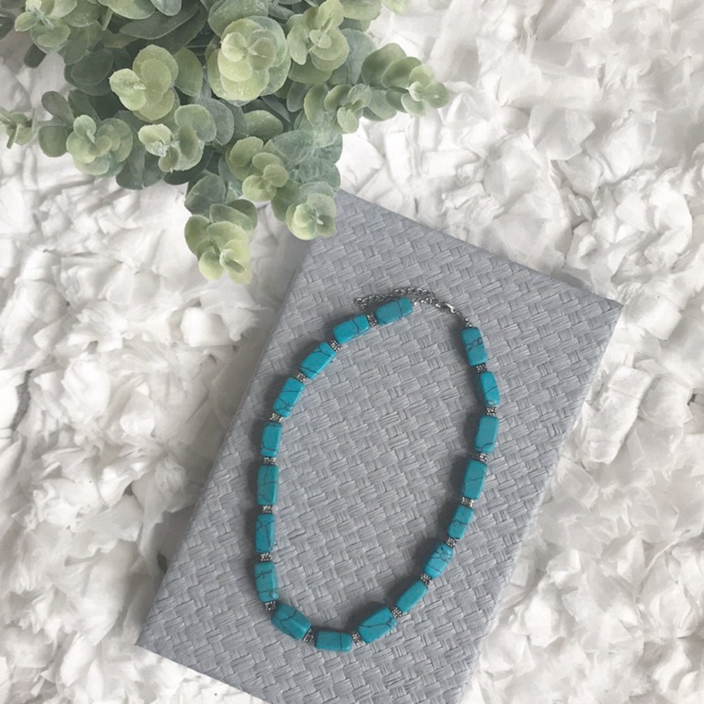 Turquoise and Silver Beaded Necklace